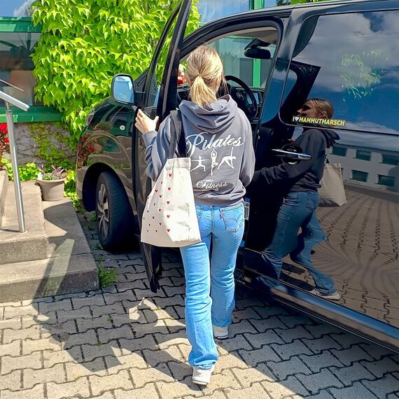 Cottonbagjoe Große Shopper Baumwolltasche 45 × 38 × 10 cm aus 220 g/m² Baumwolle – Stofftasche mit Reißverschluss-Innentasche, Softfinish & schwarzen Henkeln – OEKO-TEX® STANDARD 100