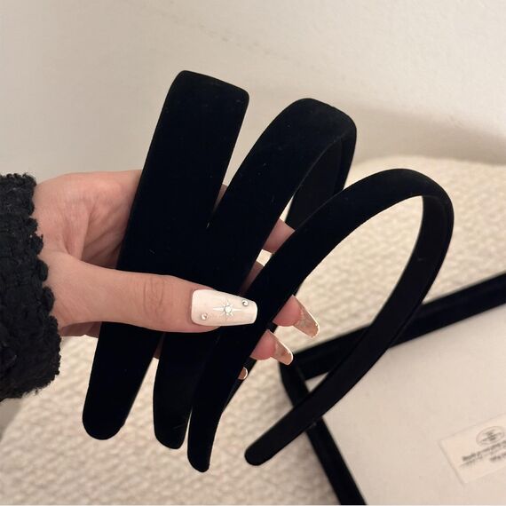Goiern 3 Stück Samt Haarreifen Schwarz, Solides, Einfaches Haarreif für Damen und Mädchen, Breit, Mittel und Dünn Stirnband, Mode Haarschmuck