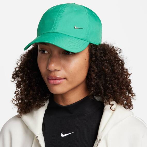 Nike FB5372-324 U NK DF Club Cap U CB MTSWSH L Arm Warmers Unisex Adult Stadium Green/METALLIC Silver Größe M/L