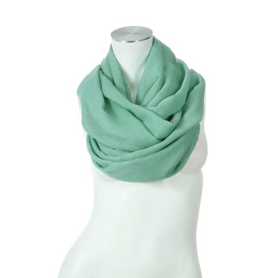Majea Damen Loop Schal Cary – Eleganter Schlauchschal unifarben – 170x75cm weicher Rundschal für Business & Alltag (jade)