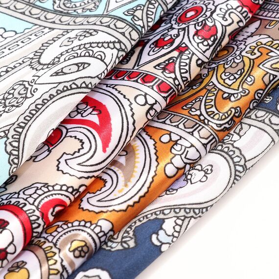 DRESHOW 90x90cm Große Quadratische Schals für Damen 4 Stück Seide Kopftuch Bandanas Haartuch Halstuch Haarschmuck