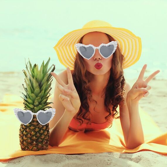 Herz Sonnenbrille Herzbrille Herzform Herzbrillen Brille Heart Glasses Herzsonnenbrille weiß Hochzeit Shaped Sunglasses Bride Perle Vintage Damen Herzförmige Braut Party Sonnenbrillen Accessoires