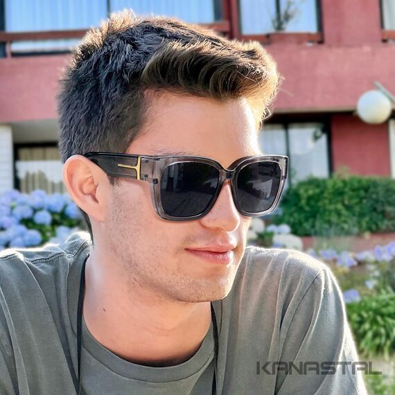 KANASTAL Übergröße Überzieh Sonnenbrille Herren und Damen Polarisiert Überbrille Sonnenbrille für Brillenträger UV400 Sonnenschutz, Grau Transparent Rahmen Schwarz Gläser