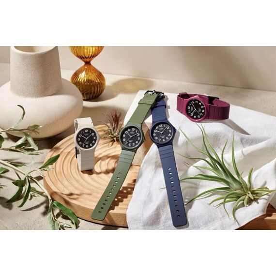 Casio Unisex Armbanduhr Klassisch Casual Analog Schwarz, grün/schwarz, Armband