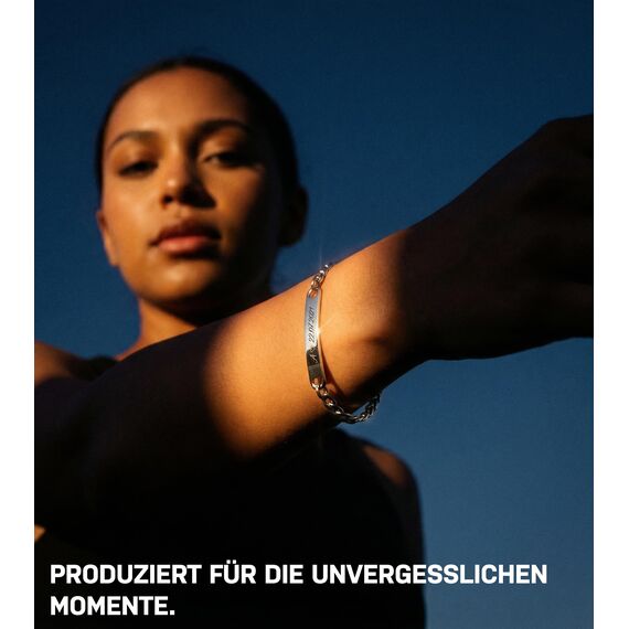 BAVELA Personalisierte Armbänder mit Gravur | Edelstahl Pärchen Armband mit Wunschgravur | Partnerarmband für Paare | Partnerarmbänder in Silber und Schwarz