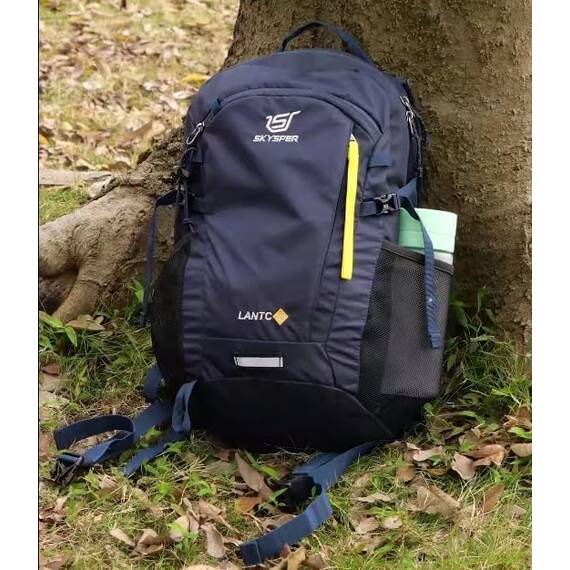 SKYSPER Leicht Wanderrucksack Klein Rucksack mit Rückenbelüftung Trekkingrucksack aus atmungsaktivem 3D Air Mesh Polyester Camping Outdoor Wandern Rucksack