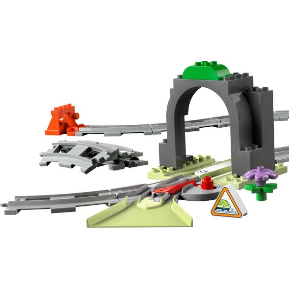 LEGO DUPLO Eisenbahntunnel und Schienen – Erweiterungsset - Lernspielzeug für Kleinkinder – 10-teilige Bahnstrecke mit Trichter und Weiche – Geschenk für Jungen & Mädchen ab 2 Jahren - 10425