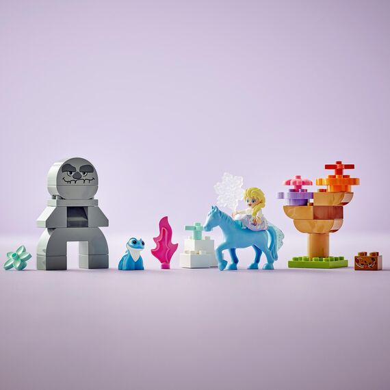 LEGO DUPLO Disney ELSA und Bruni im Zauberwald - Lernspielzeug zu Die Eiskönigin 2 für Kleinkinder ab 2 Jahren - Spielzeug Mädchen & Jungen – 4 Figuren mit ELSA Minifigur – Kinder Geschenk – 10418