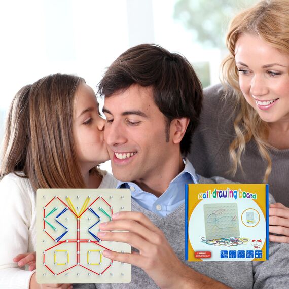VingaHouse Montessori Holz Geoboard für Kinder, Montessori Spielzeug ab 3 4 5 6 Jahre 18x18CM Geobrett für Förderung des Räumlichen Denkens und der Vorstellungskraft Geschenkidee für Junge und Mädchen