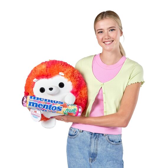 Snackles, Series 2, Hedgehog (Mentos, Fruit), Kuschelig-weiches, beruhigendes, 35 cm großes Plüschspielzeug mit lizenziertem Snacks (Hedgehog)