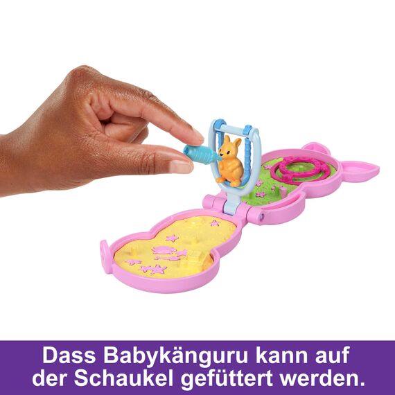 Polly Pocket Mama und Joey Känguru Tasche - 2-in-1-Spielset mit Tierkinderzimmer, 2 Puppen, 7 Tieren und Zubehör, inklusive weichem Beutel und Schatulle, perfekt für unterwegs, ab 4 Jahren, HKV50
