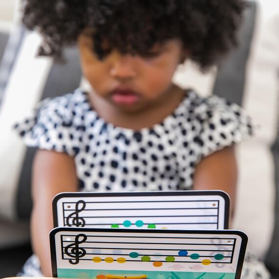 Baby Einstein, Hape, Holzspielzeug Magic Touch Piano , Musikspielzeug Klavier aus Holz für Kinder, Musikinstrumente mit 3 Notenblättern und 6 Liedern, Aktivität und Sensorisches Spielzeug, 6 Monaten+