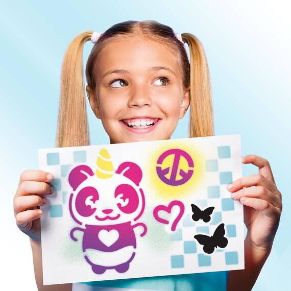 Canal Toys - Airbrush Art - Poster-Set mit elektrischem Airbrush-Sprüher, 5 Stiften, 5 Schablonen und 10 Blättern - Komplettes Kreativset für Kinder - Bastelset & Geschenkidee - Weiß - AIR 015