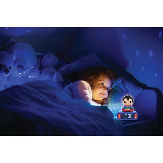 Lexibook, Superman, Superman Wecker mit Nachtlicht, Geräusche und Melodien, Hintergrundbeleuchtetes LCD-Display, Leuchtend, Schlummerfunktion, RL800SU