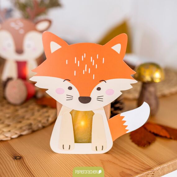 Papierdrachen 8 Windlichter zum Basteln für Kinder - Rentier, Waschbär, Fuchs, Eichhörnchen - Teelichthalter - Bastelset Herbst Set 1