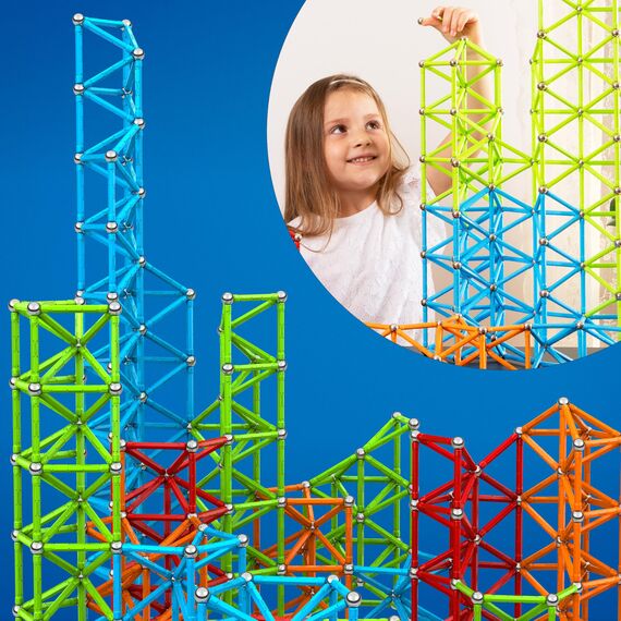Geomag Classic Confetti 50-teilig Magnetisches Spielzeug für Kinder, Geschenk für Jungen und Mädchen im Alter von 5 6 7 8 9 10 11 12 13 Jahren, magnetische Konstruktionen, Kinderspielzeug