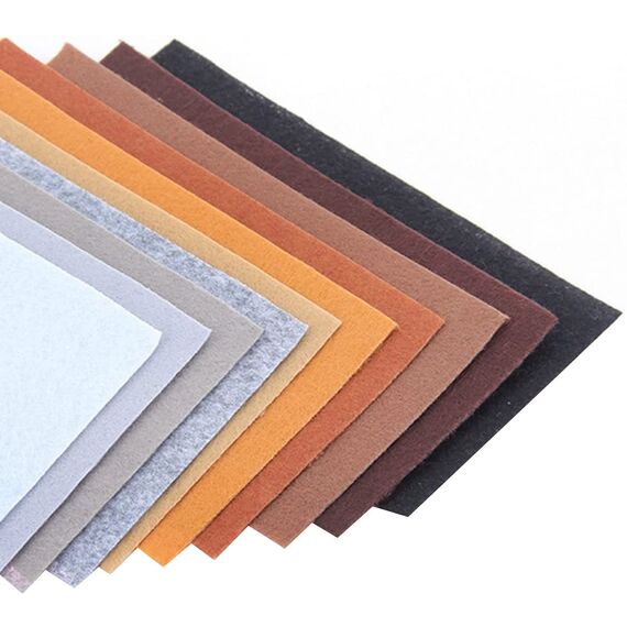 TRIXES Packung mit 40 Bastelfilzblättern in verschiedenen Farben zum Basteln und für Kunst- und Kunsthandwerksprojekte - DIY Filzblatt Rechtecke für Kunsthandwerk zum Nähen und für Patchworkarbeiten
