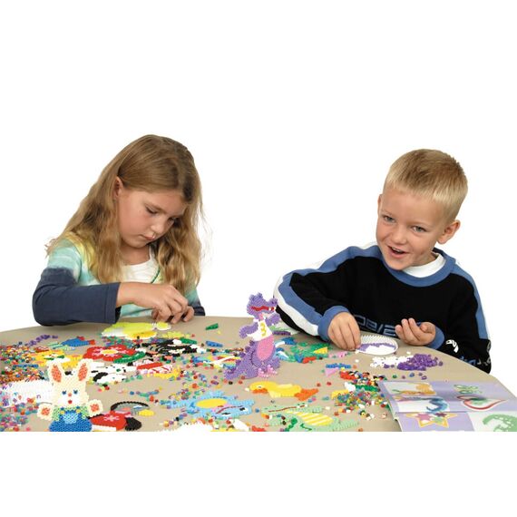 Hama Perlen 205-68 Bügelperlen Beutel mit ca. 6.000 bunten Midi Bastelperlen mit Durchmesser 5 mm im 76 Farben Mix, kreativer Bastelspaß für Groß und Klein