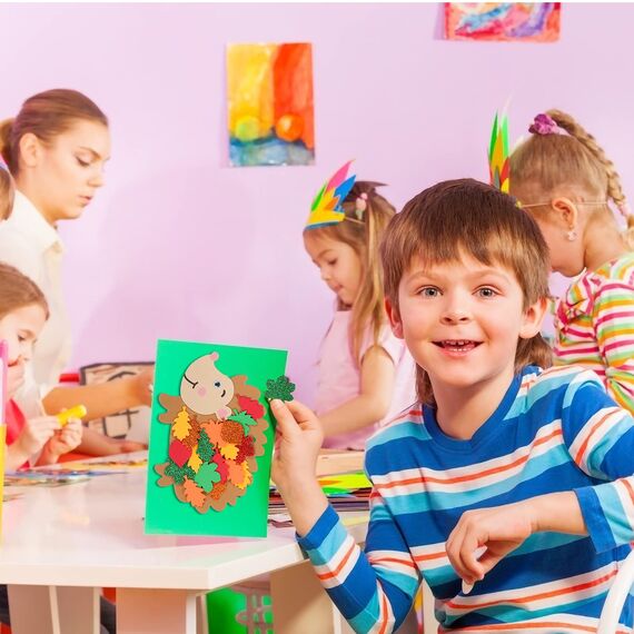 LAMEK 12 Igel Bastelsets für Kinder Herbst Kreativsets zum Basteln Kreative Kunsthandwerk Bastelhandwerk mit Moosgummi Schablonen Ahornblatt Bastelkoffer Herbstdeko für Herbstzeit