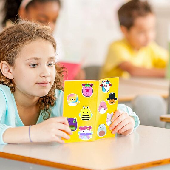 Aufkleber Kinder 100 Stück Kawaii Cute Tiere Sticker Set, Wasserdichte Vinyl Sticker für Journal Scrapbook Laptop Skateboard Koffer Handy Tagebuch Trinkflaschen Macbook Notizbuch Scooter Roller etc