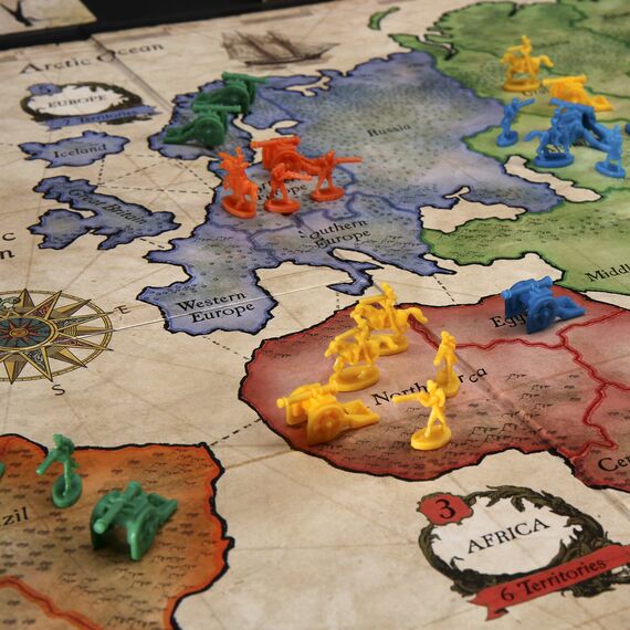 Risiko - Das Strategiespiel, Brettspiel für die ganze Familie, spannendes Gesellschaftsspiel, für Kinder & Erwachsene, der Klassiker beim Spieleabend