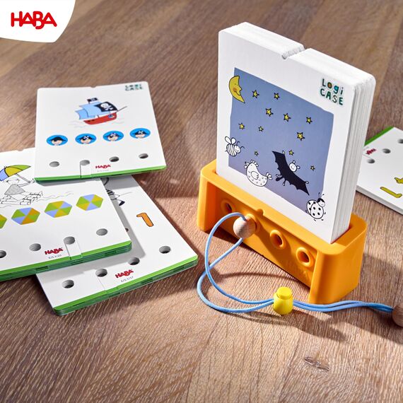 HABA Logic! CASE Starter Set – Logikspiel für Kinder ab 5 Jahren – Unterhaltsame Bilderrätsel mit 77 Aufgaben – Lernspiel für unterwegs – 1306120001