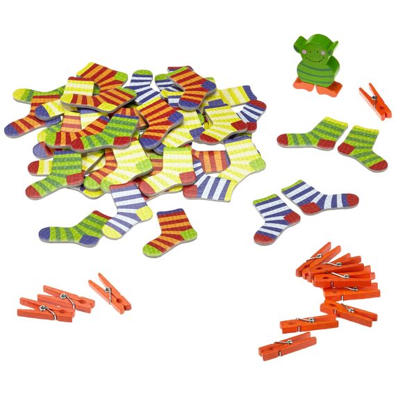HABA 4465 - Socken zocken, schnelles Suchspiel für 2-6 Spieler von 4-99 Jahren, blitzschnelles Reaktionsspiel mit Tipps zur Sprachförderung, Spiel für die ganze Familie (Packung mit 2)