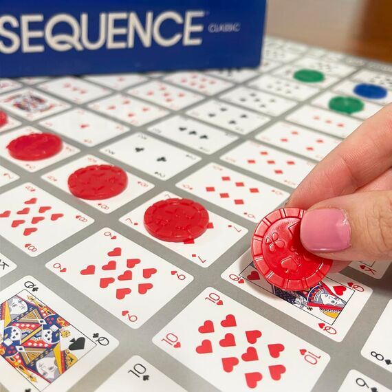 Goliath - Sequence Travel - Ein Kompaktes Brettspiel Für Kinder und Erwachsene Ab 7 Jahren - Strategisches Kartenspiel Mit Spannenden Wendungen - Pädagogisches Gesellschaftsspiel Für 2-6 Spieler
