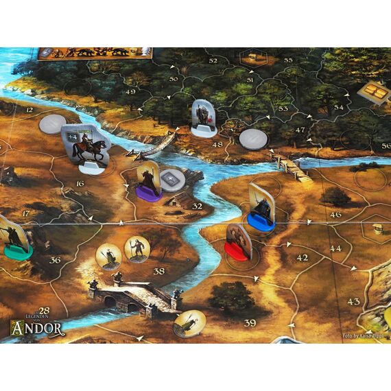 KOSMOS 691745 Die Legenden von Andor - Das Grundspiel, Der Fantasy-Klassiker, Kennerspiel des Jahres 2013, kooperatives Fantasy-Brettspiel ab 10 Jahren