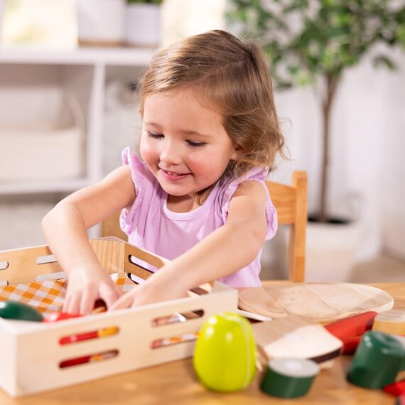 Melissa & Doug - Holz-Lebensmittel zum Schneiden - 26-teiliges Rollenspielset aus Holz zum Schneiden von Obst, Gemüse und Brot, für realistisches Rollenspiel, für Kinder ab 3 Jahren