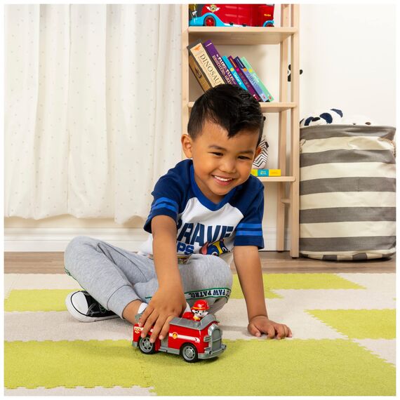 Spin Master PAW Patrol, Feuerwehr-Fahrzeug mit Marshall-Figur (Basic Vehicle/Basis Fahrzeug), Spielzeugauto, ab 3 Jahren