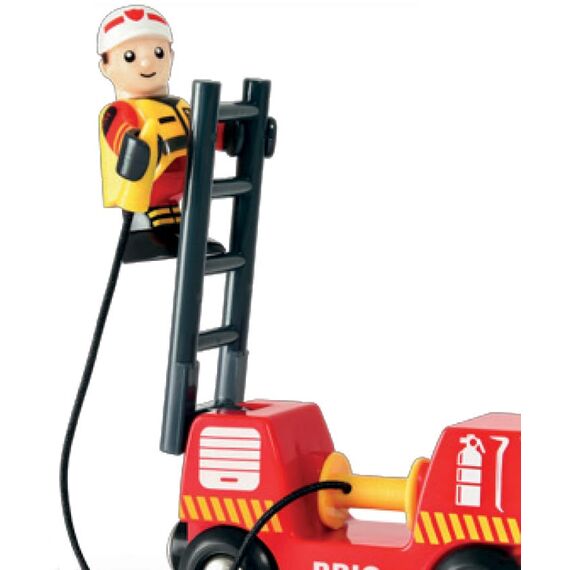 BRIO World - 33811 Feuerwehr-Leiterfahrzeug mit Licht & Sound