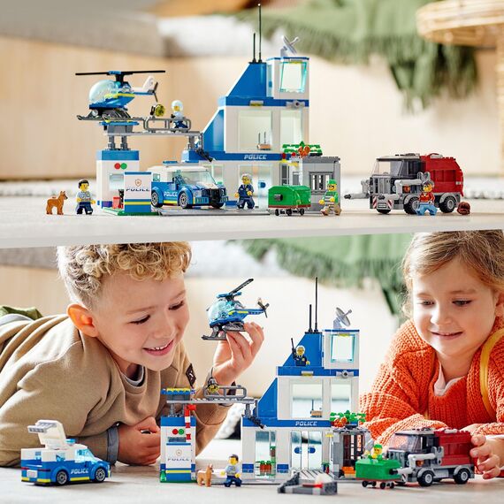 LEGO 60316 City Polizeistation mit Polizeiauto, Müllauto und Hubschrauber, Gebäude zum Bauen mit 3 Figuren, Polizei-Spielzeug für Jungen und Mädchen ab 6 Jahren, Geschenk für Kinder