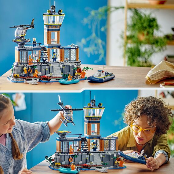 LEGO City Polizeistation auf der Gefängnisinsel, Polizei Spielzeug mit Hubschrauber, Boot und Hai, Set mit 7 Minifiguren und Hund, Geschenk zum Geburtstag für Jungen und Mädchen ab 7 Jahren 60419