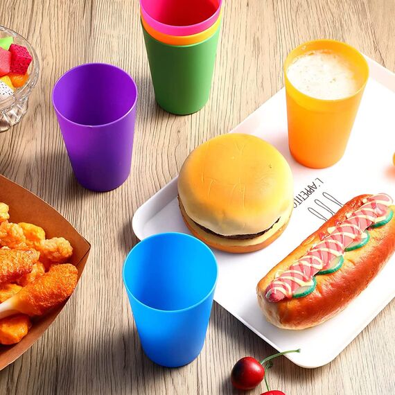 PALUDO 30 Stück Bunt Plastikbecher Wiederverwendbare Becher - 260ml Plastik Trinkbecher in 10 Farben - Mehrweg Kunststoffbecher Set - für Kinder Partys im Freien Picknicks Camping Reisen Küche