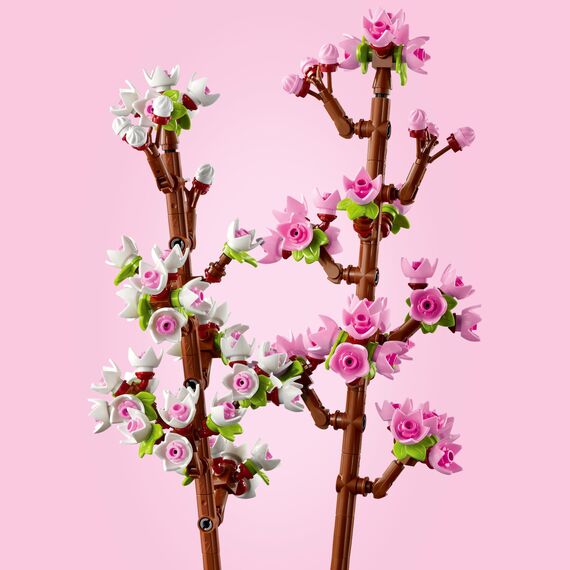 LEGO Botanicals Kirschblüten - Spielzeug mit Kunstblumen – Kreative Deko für Schreibtisch – Spielset mit Blumen zum Bauen und Ausstellen Geschenk für Mädchen und Teenager ab 8 Jahren – 40725