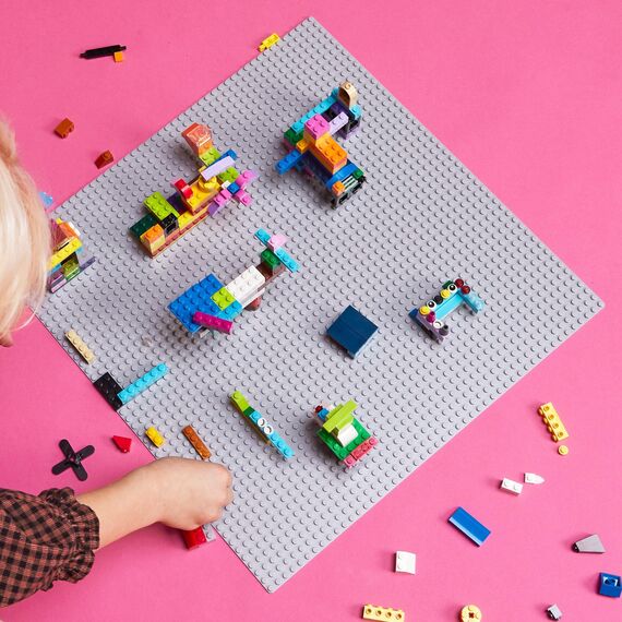 LEGO 11024 Classic Graue Bauplatte, quadratische Grundplatte mit 48x48 Noppen als Basis für Konstruktionen und für weitere Sets