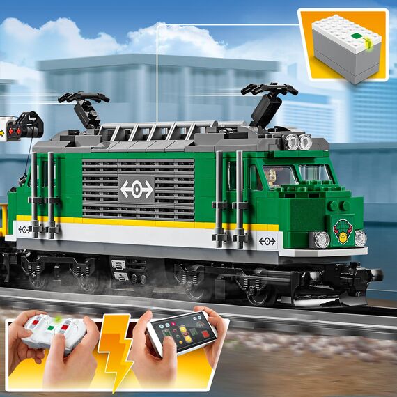 LEGO City Trains Güterzug - Zug Spielzeug, Gabelstapler, 32 Gleisstücke, Signalleuchten & 6 Minifiguren – Lokomotive Spielset für Kinder - Kreatives Geschenk für Jungen & Mädchen ab 6 Jahren - 60198