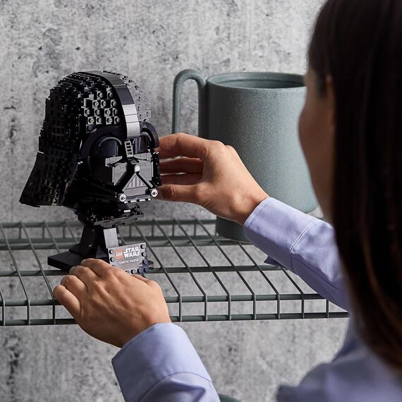 LEGO Star Wars Darth Vader Helm, Bauset für Erwachsene, Geschenkidee für Männer, Frauen, Ihn oder Sie, sammelbares Modell zum Bauen und Ausstellen 75304