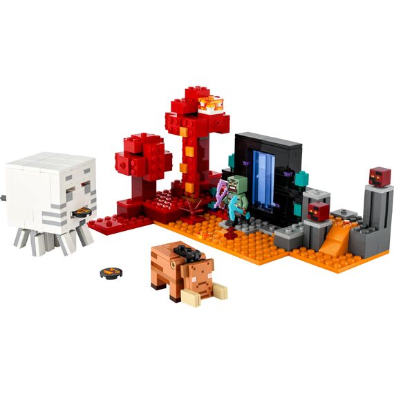 LEGO Minecraft Hinterhalt am Netherportal - Spielzeug mit Orc Krieger Figur, Hoglin und Ghast - Spielset zum Bauen mit 2 Magmawürfeln - Gamer Geschenk für Jungen & Mädchen ab 8 Jahren - 21255