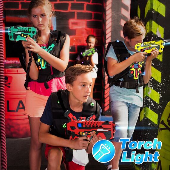 Wiederaufladbares Laser Tag Set 4 – VATOS Laser Tag mit 4er Set mit Westen | Infrarot Laser Tag Set Spiel für Kinder Teenager Erwachsene Familiengruppe Drinnen Draussenr Garten Aktivität