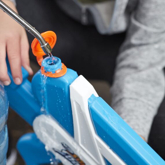 Super Soaker Twister Wasserpistole kreuzenden Wasserstrahlen Pump-Funktion großer 1L Wassertank einfaches Auffüllen