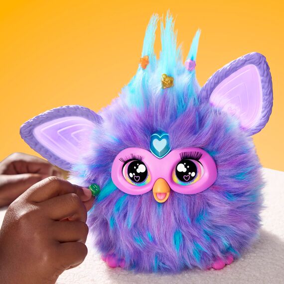 Furby Interaktives Plüschtier – Spricht Deutsch, reagiert auf Stimme, tanzt & leuchtet – 5 Spielmodi, 600+ Reaktionen – Elektronisches Spielzeug ab 6 Jahren
