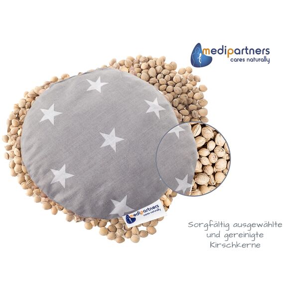 Medi Partners Kirschkernkissen Mikrowelle für Babys 180g rund 15cm Körnerkissen Wärmekissen 100% Baumwolle Öko Natur - Kirschkernkissen Wärme + Kältetherapie Massagetherapie (weiße Sterne mit grau)