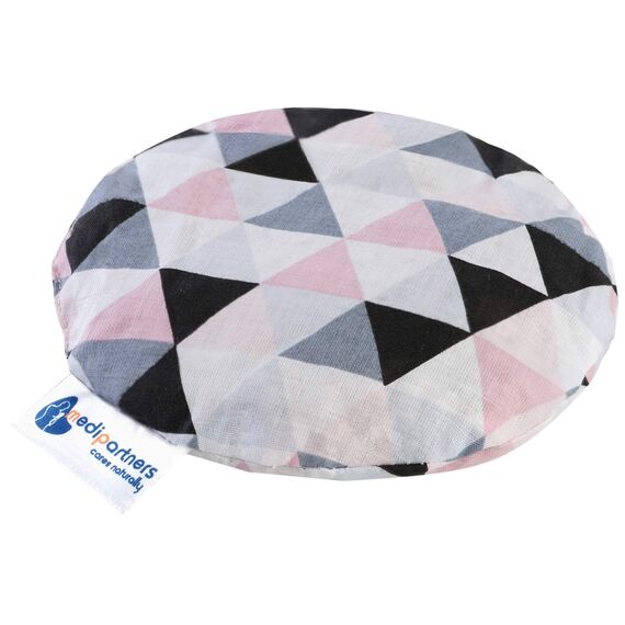 Medi Partners Kirschkernkissen Mikrowelle für Babys 180g rund 15cm Körnerkissen Wärmekissen 100% Baumwolle Öko Natur - Kirschkernkissen Wärme + Kältetherapie Massagetherapie (rosa Dreiecke)