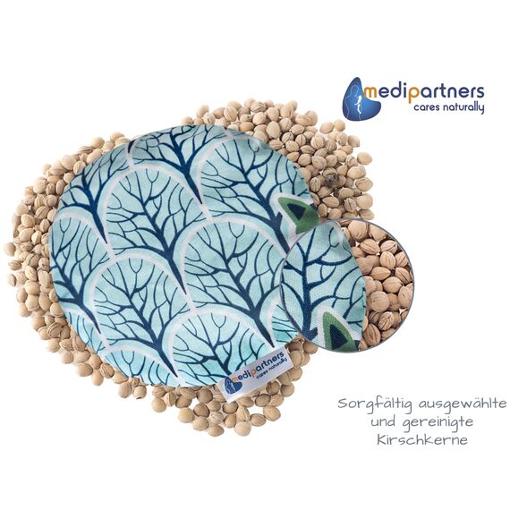 Medi Partners Kirschkernkissen Mikrowelle für Babys 180g rund 15cm Körnerkissen Wärmekissen 100% Baumwolle Öko Natur - Kirschkernkissen Wärme + Kältetherapie Massagetherapie (Waschbär im Wald)