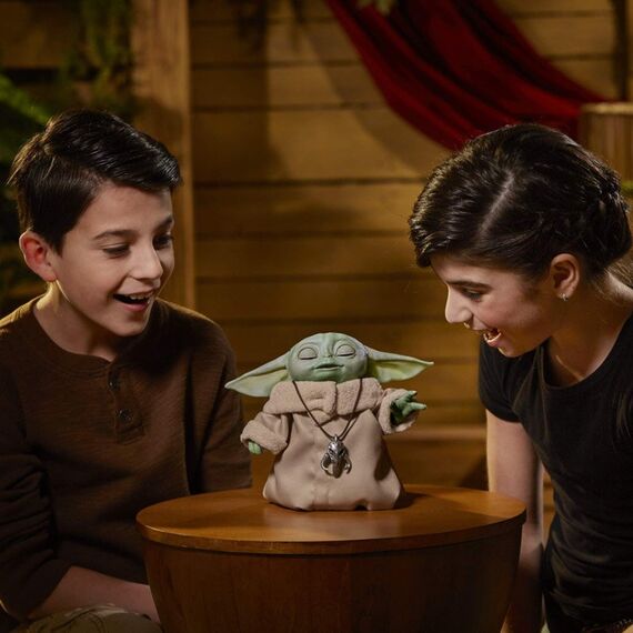 Star Wars Hasbro Gaming The Child elektronische Edition mit über 25 Sound- und Bewegungskombinationen, The Mandalorian Spielzeug