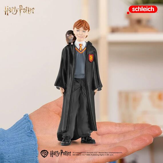 SCHLEICH Harry Potter | Ron Weasley & Krätze 42634 | Sammelfiguren Set mit Zauberlehrling & Ratte | Sammelfigur & Geschenkidee für Fans und Kinder | Spielfiguren ab 6 Jahren | 2-teiliges Set