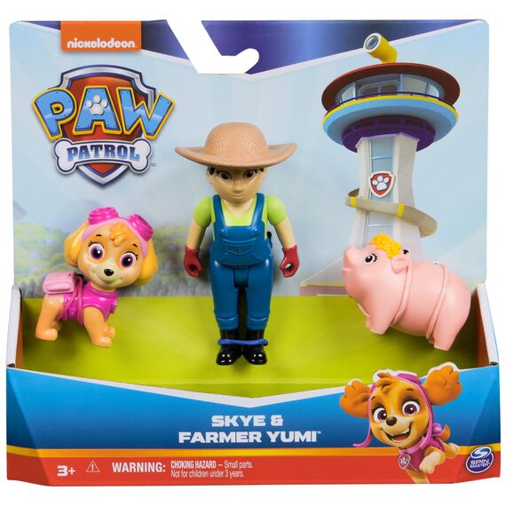 PAW PATROL Hero Pups – Actionfiguren-Set mit 1 Skye Hundefigur, 1 Bäuerin Yumi Figur und 1 Schweinchen, Spielzeug geeignet für Kinder ab 3 Jahren