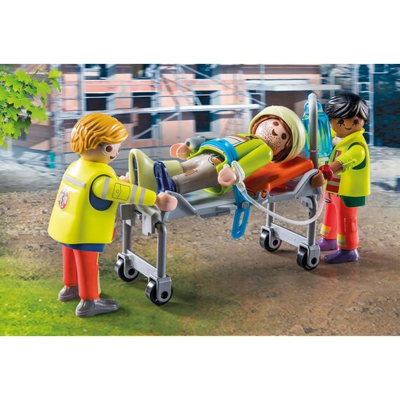 PLAYMOBIL | City Life | Rettungswagen | mit Licht und Soundeffekten | Spielzeug für Kinder ab 4 Jahren | 71202